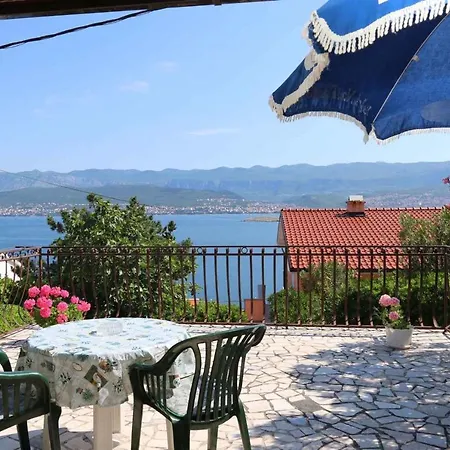 Apartment In Silo/insel Krk 14757 *